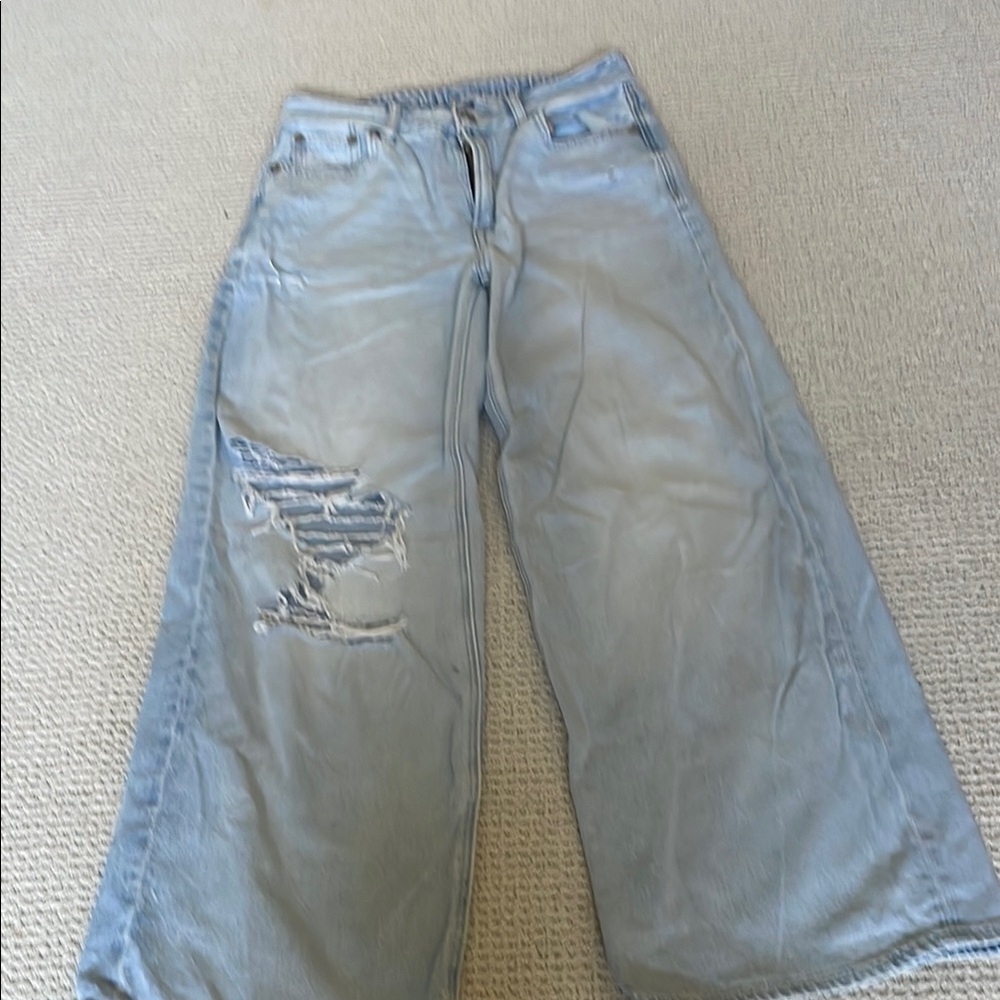 Distressed Gray Women's Jeans